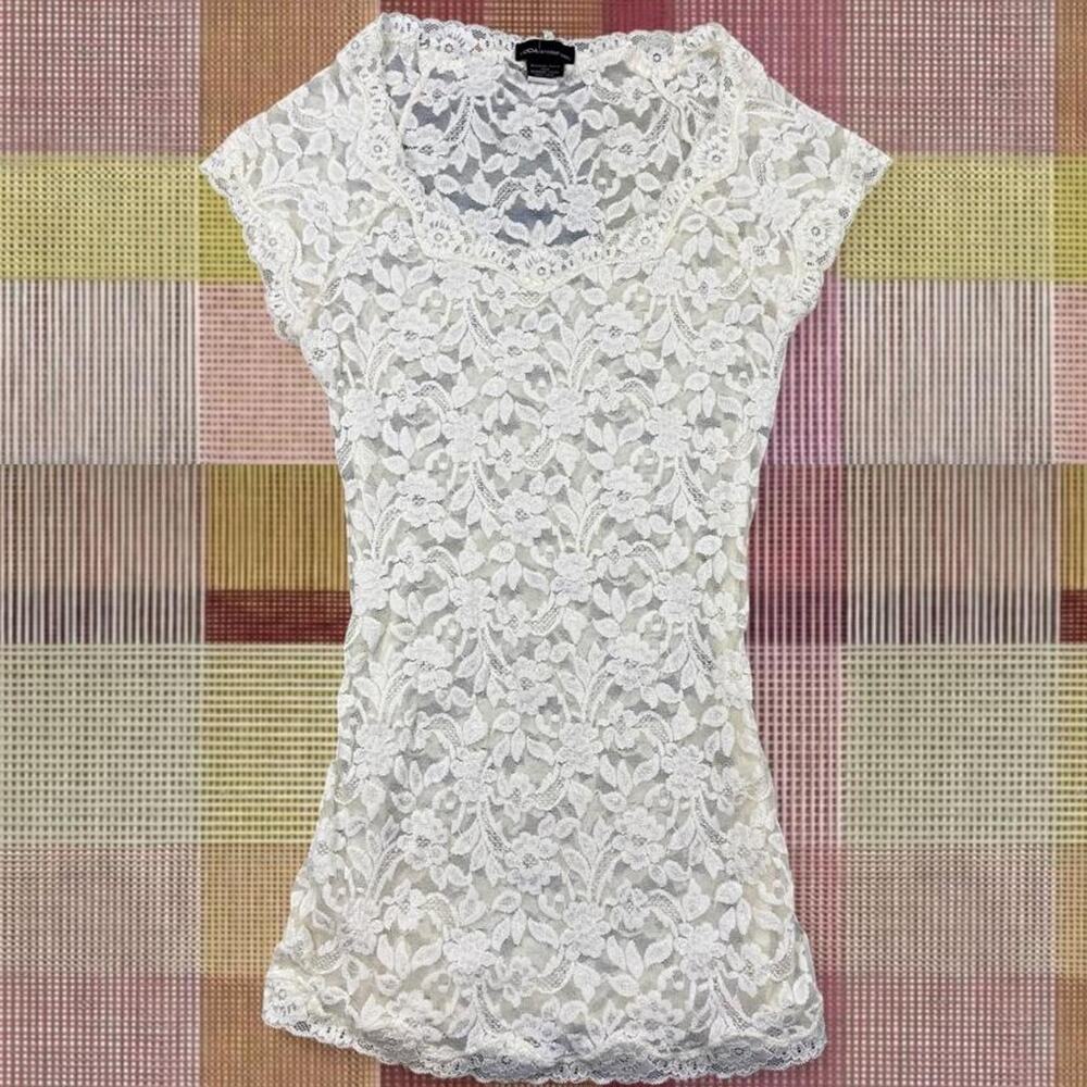 Vintage 2000’s Moda International Lace Top